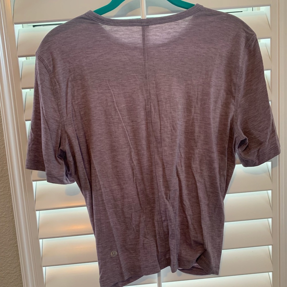 Lululemon Cropped Tee